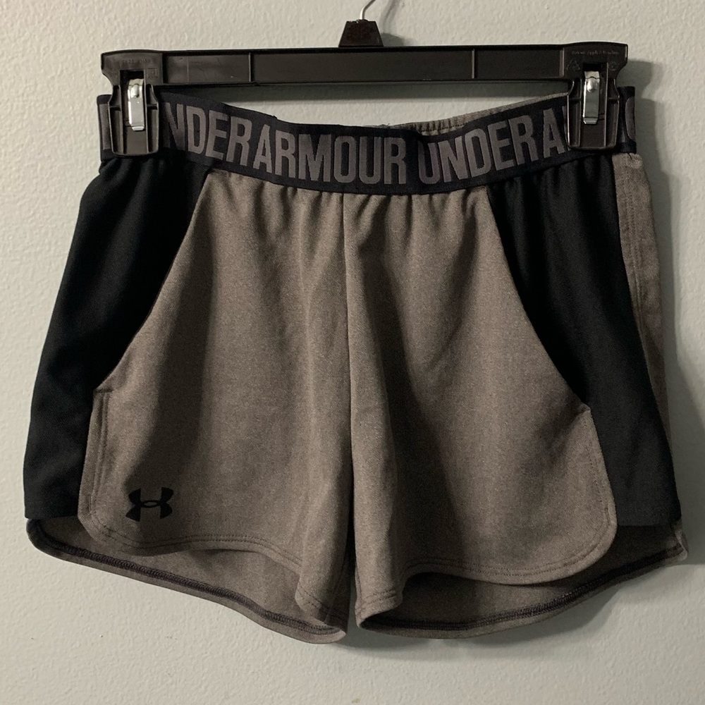 Under Armour Women’s Play Up 2.0 Shorts with Pockets No Size Black & Grey